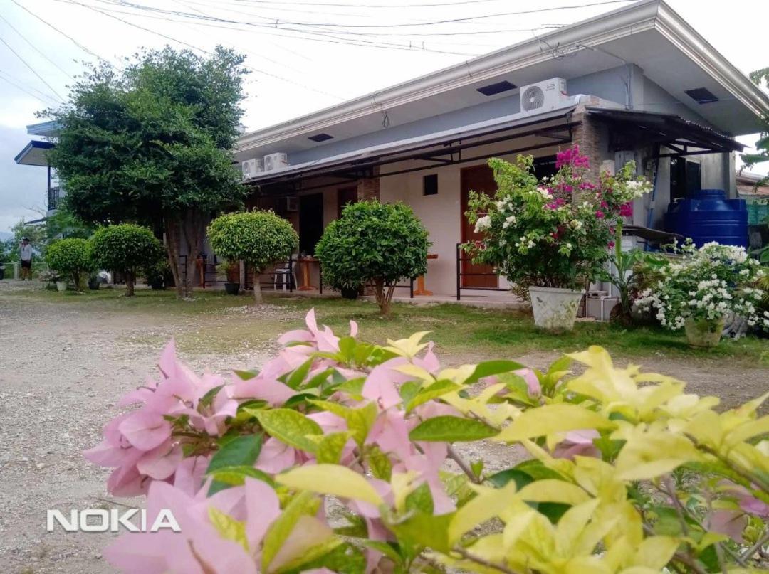 Grae'S Apartelle Moalboal Exterior photo